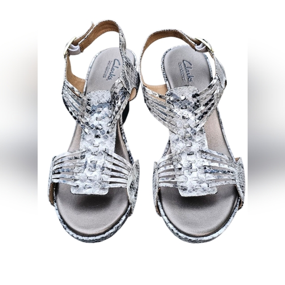 Clarks Shoes - Clarks Bendables Vegan Snakeskin Strappy Sandals 3" Heels Criss-Cross Straps